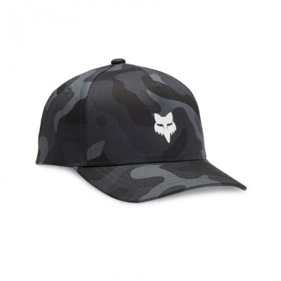 Zdjęcie produktu CZAPKA Z DASZKIEM FOX JUNIOR FOX HEAD 110 SB BLACK CAMO 1 (SKU: 31808-247)